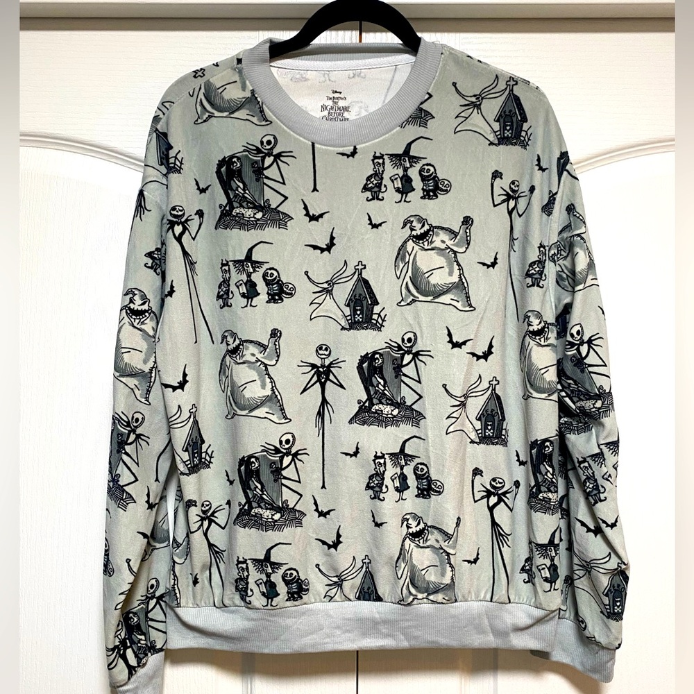 Disneys Nightmare Before Xmas Womens Sweater size M